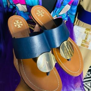 Tory Burch Patos Navy Blue Sandals Size 7

Great condition please see all photos
